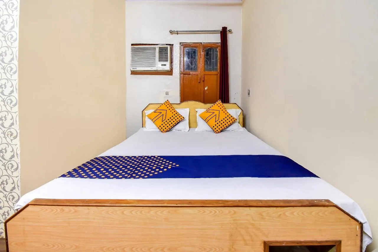 Spot On 61742 Hotel Kashika Varanasi 3*,